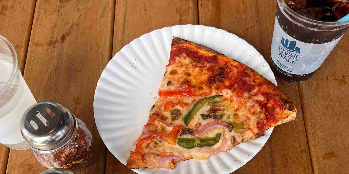 3 Corners Pizza