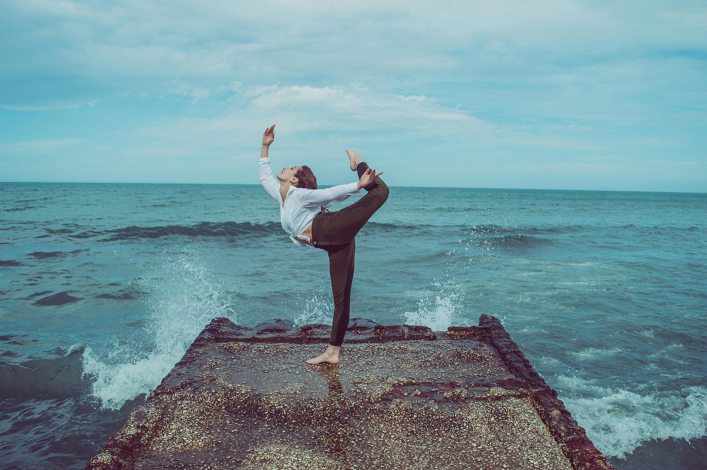 Artful Movement with Yoga 4 Change at Nola MOCA, Jacksonville – MOCA Jacksonville