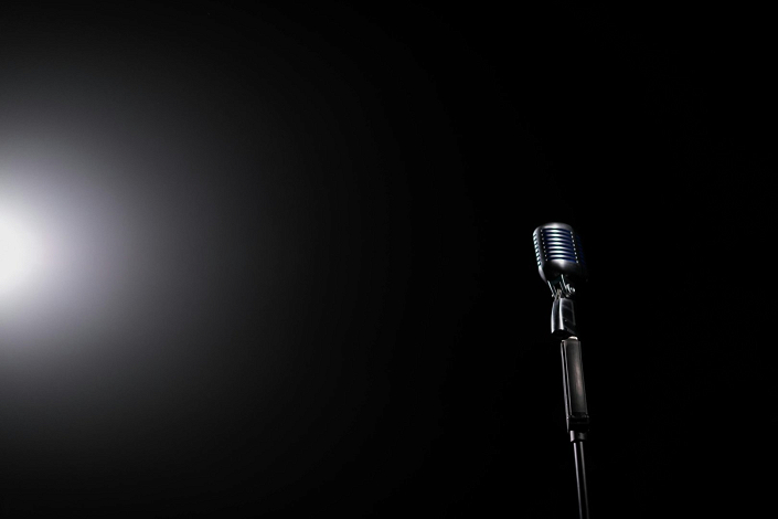 Luis J. Gomez Live Comedy at Side Splitters Comedy Club, Tampa – New Year's Eve Stand-Up Show
