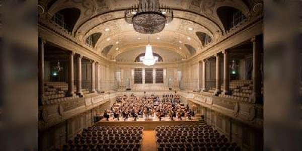 Yo-Yo Ma performing live in 2025