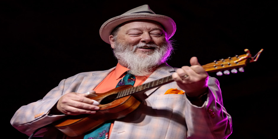 Shinyribs, Schaefer Llana