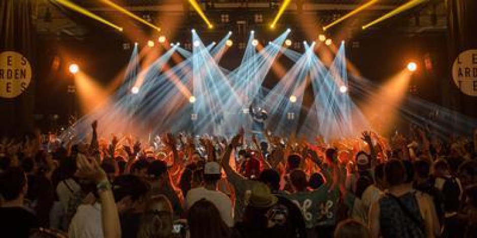 Legends in Concert