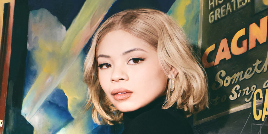 Eva Noblezada