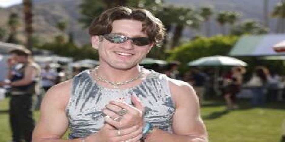 Aaron Hibell (16+)