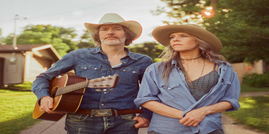 Gillian Welch & David Rawlings Play Grateful Dead Acoustic Reckoning