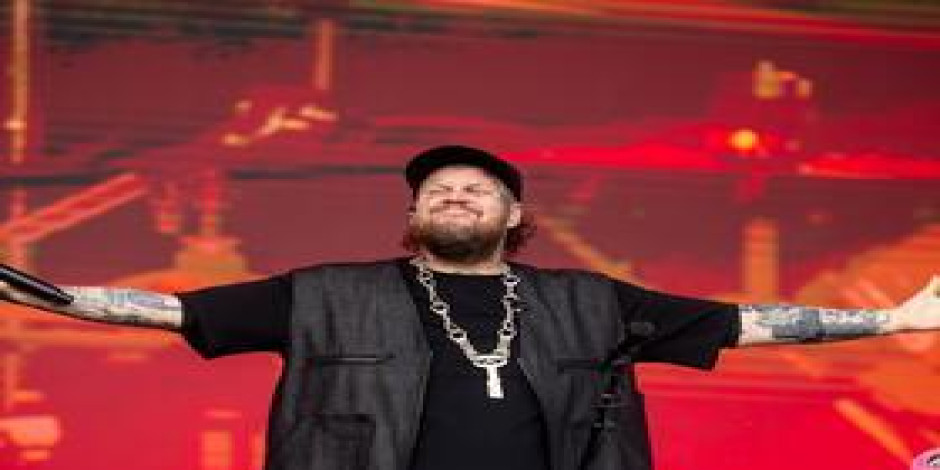 Jelly Roll with Kashus Culpepper