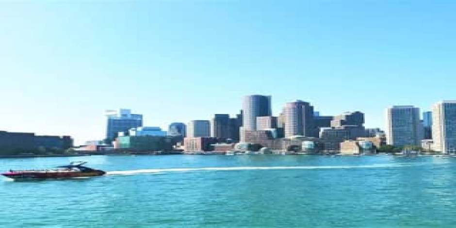 Boston Codzilla High-Speed Thrill Boat Ride - UNATION