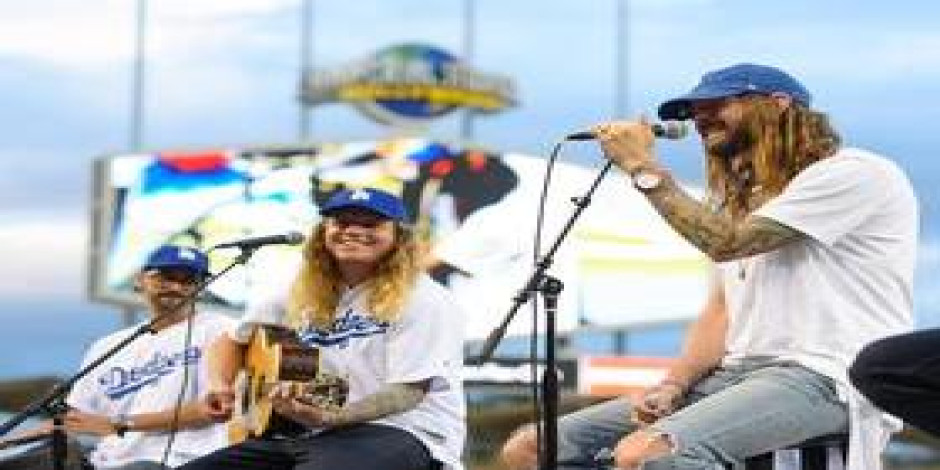 Dirty Heads and 311