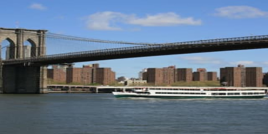 New York: 2.5-Hr Circle Line "Best of NYC" Cruise + Live Guide Ticket