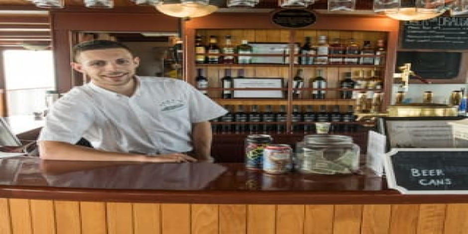 Boston: Brunch Cruise Aboard Yacht 'Northern Lights'