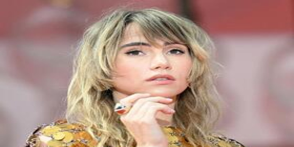 Suki Waterhouse