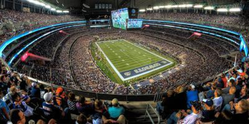 Premium Tailgate Party: Los Angeles Rams vs. Dallas Cowboys