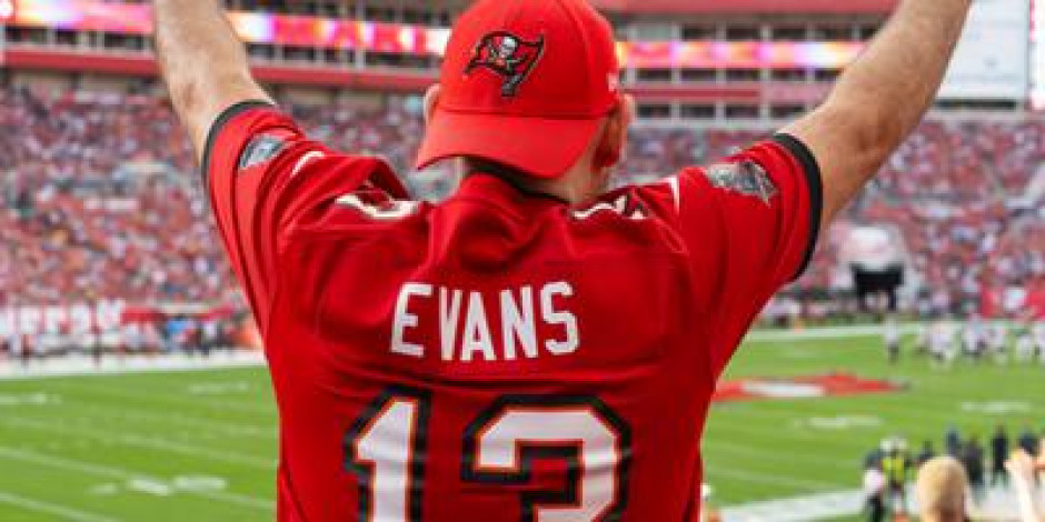 Premium Tailgate Party: Chicago Bears vs. Tampa Bay Buccaneers