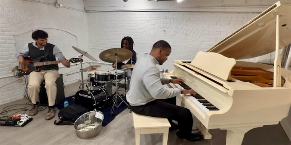 Live Jazz - Bleu Coffee