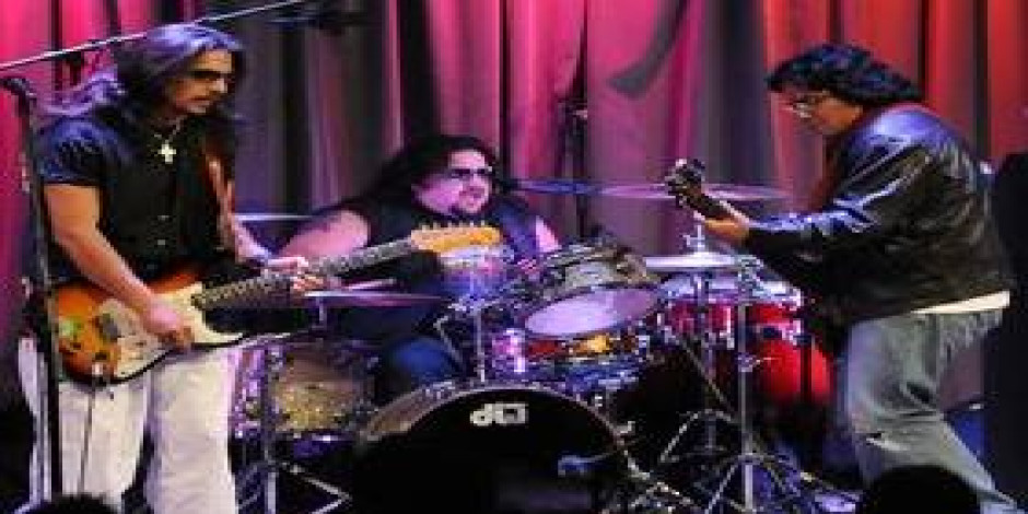 Los Lonely Boys