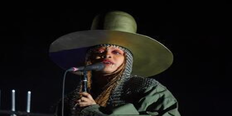 Erykah Badu (21+)