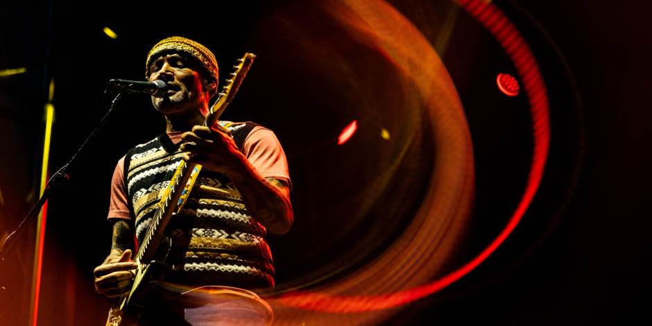 Ben Harper and The Innocent Criminals (21 and Over)