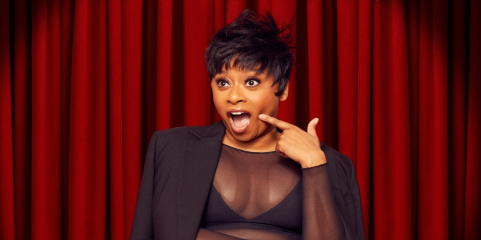 Phoebe Robinson - Feral & Fired Up!