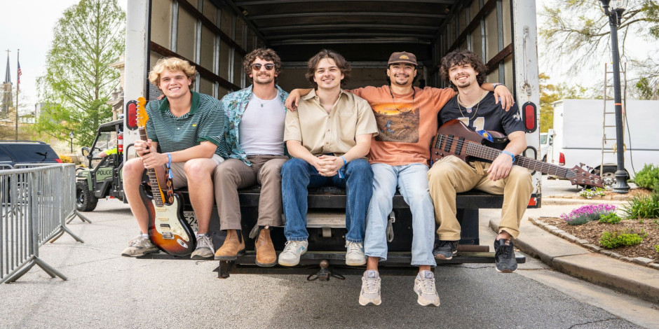 The Gringos w/ The John Wood Band