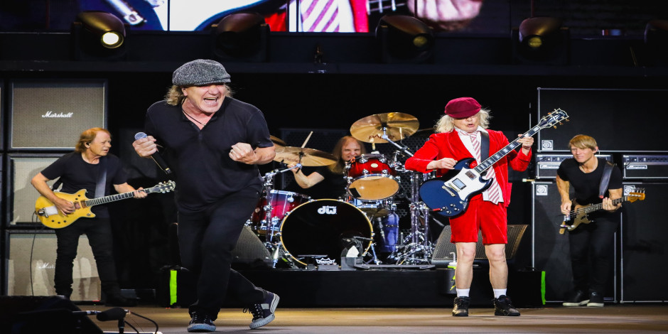 AC/DC PWR UP POP UP SHOP