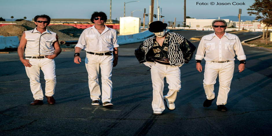 The Adicts, Love Canal, Knuckleheadz, Dirty Black Summer, Gvllow, Carveliners