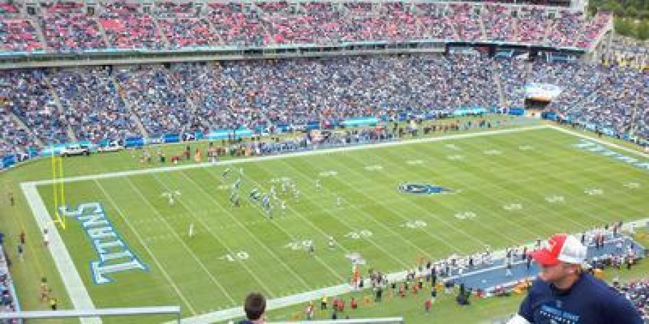 Premium Tailgate Party: Tennessee Titans vs. Cleveland Browns