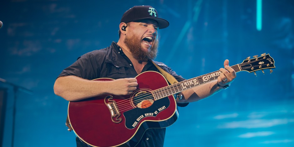 Luke Combs w/ Treaty Oak Revival