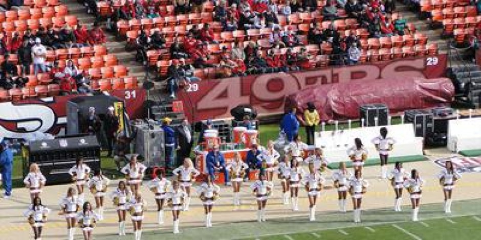 Premium Tailgate Party: San Francisco 49ers vs. Denver Broncos