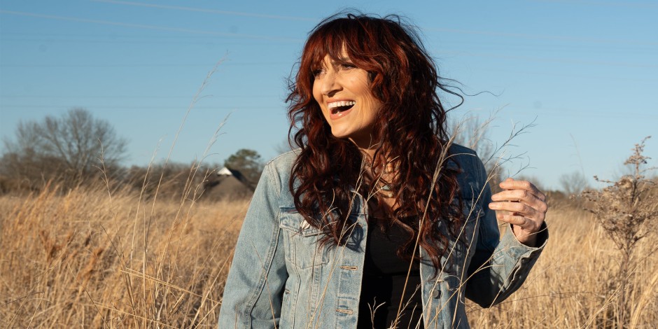 Bridges Tour: Celebrating 30 Years of Jo Dee Messina