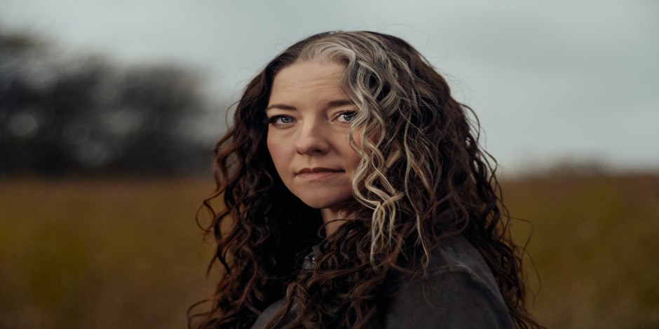 Harper O'Neill Presents: Easy Company feat: Ashley McBryde / Madeline Edwards / Lamont Landers
