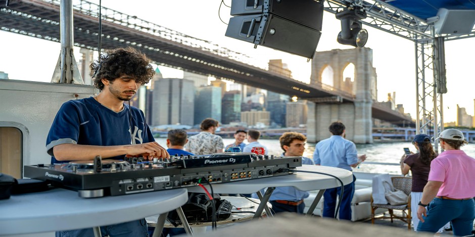 Party Cruise with Live DJ | Statue of Liberty & Skyline View