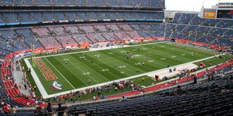 Carolina Blue Zone Tailgate: Carolina Panthers vs. Denver Broncos