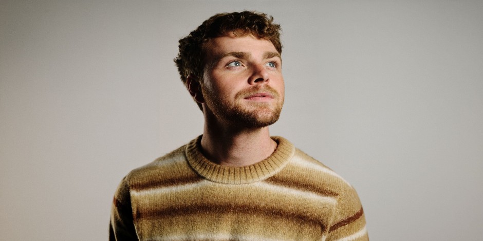 Alex Warren: Live in Las Vegas for New Year's Eve