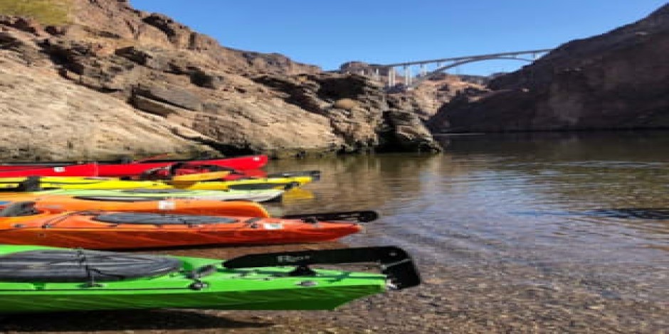 Colorado River: Kayak Tour - UNATION