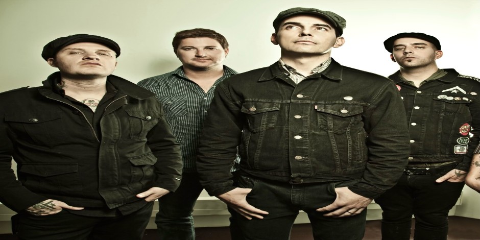 Street Dogs: Wreck The Halls