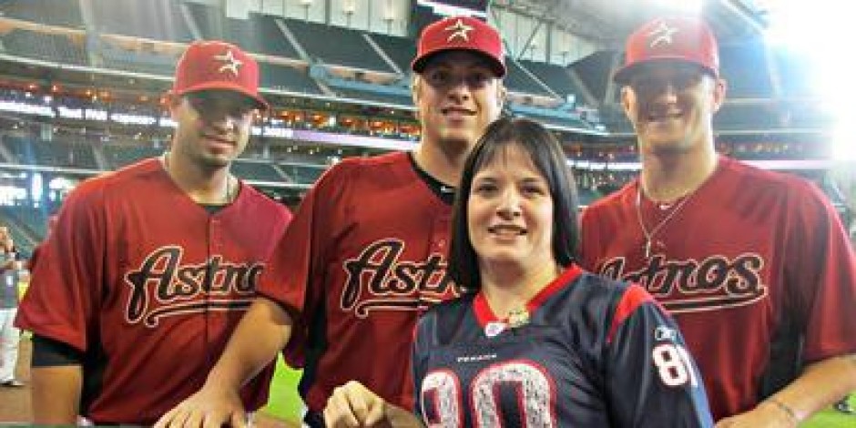 Houston Astros vs. Philadelphia Phillies - Daikin Park