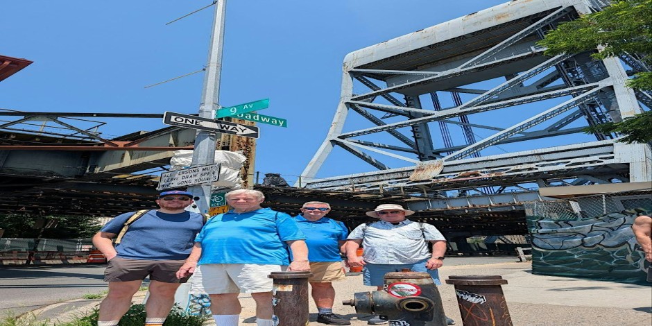 [INFRASTRUCTOURS] Inwood - Transformers, Transit, and Trash Dyckman St ...