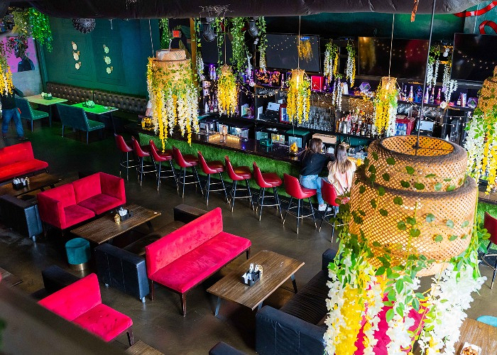 nearby event restaurant